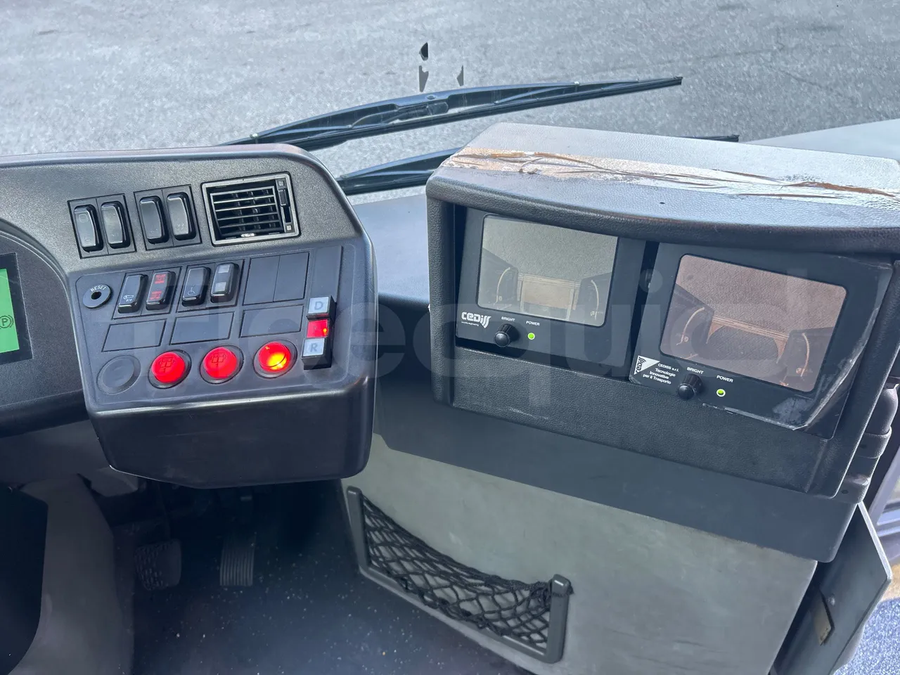 Mercedes-Benz O 530 G- 3P - Euro5 - 260kW - 17.940mt - radio accessories photo