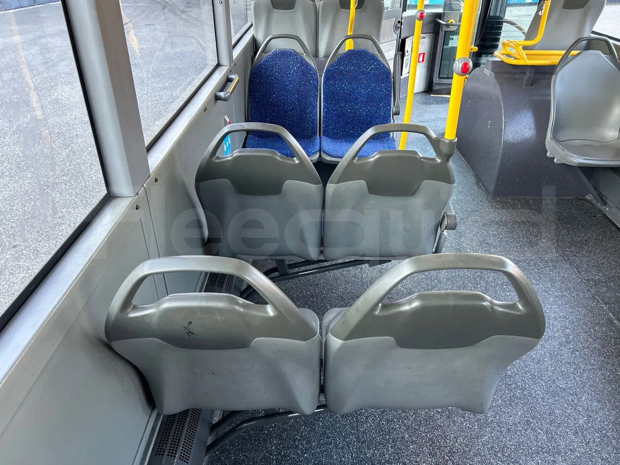 Mercedes-Benz O 530 G- 3P - Euro5 - 260kW - 17.940mt - mesh detail photo