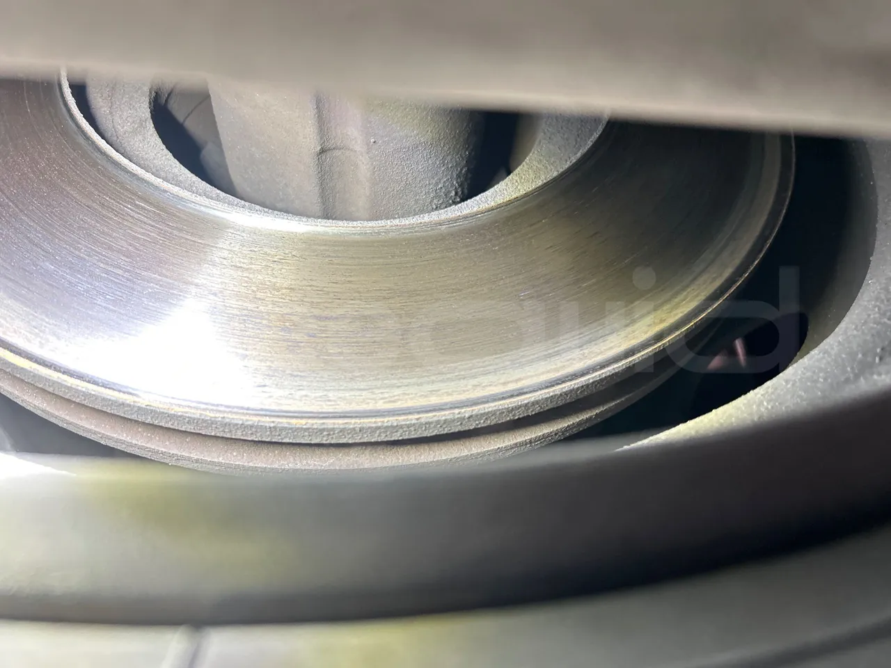 Mercedes-Benz O 530 G- 3P - Euro5 - 260kW - 17.940mt - axel 3 discs left