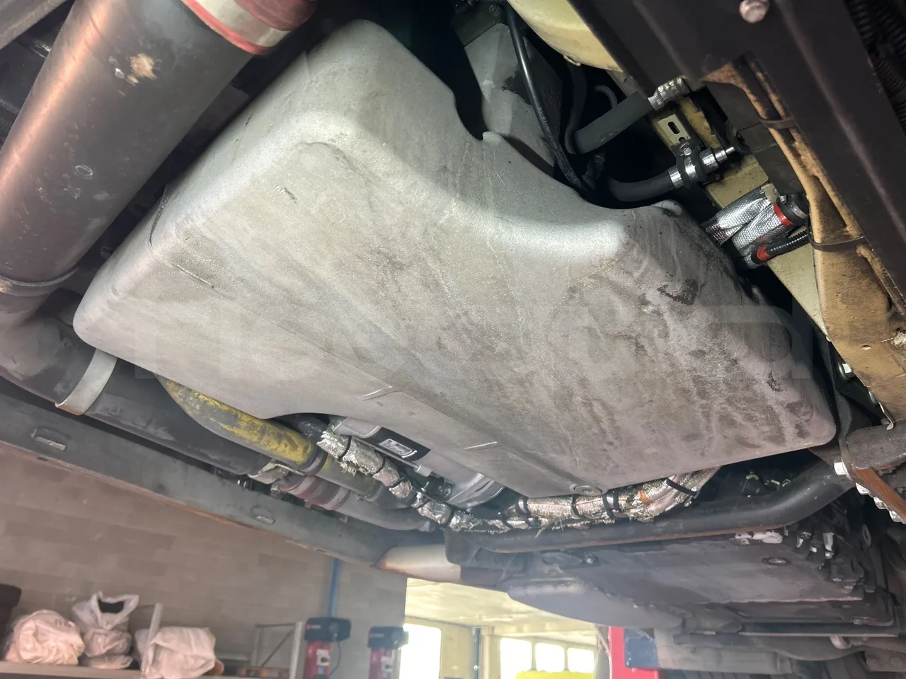 Mercedes-Benz O 530 G- 3P - Euro5 - 260kW - 17.940mt - engine without protection