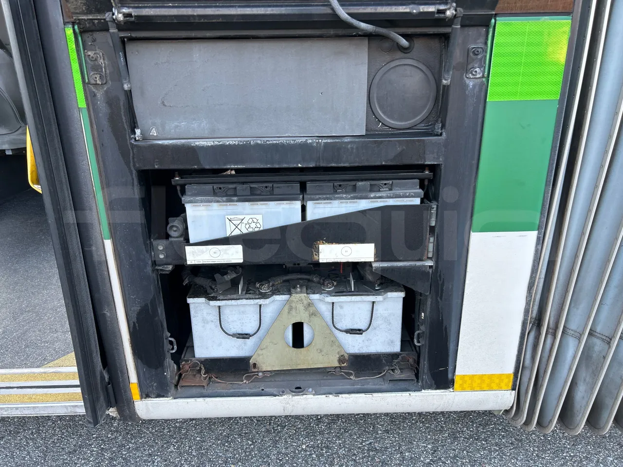 Mercedes-Benz O 530 G- 3P - Euro5 - 260kW - 17.940mt - external compartments photo