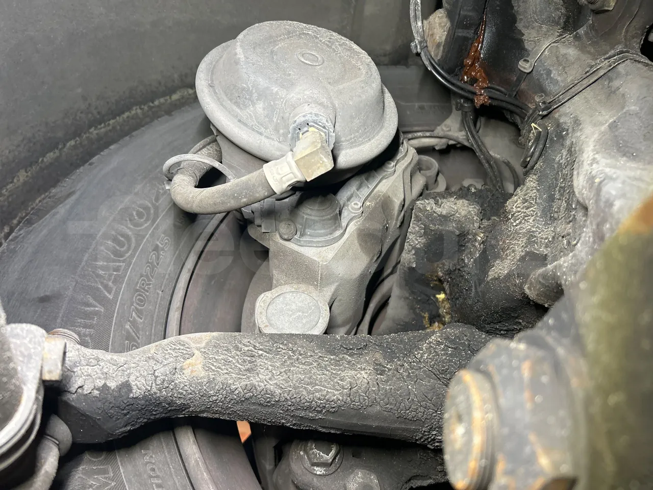 Mercedes-Benz O 530 G- 3P - Euro5 - 260kW - 17.940mt - front brake calipers right