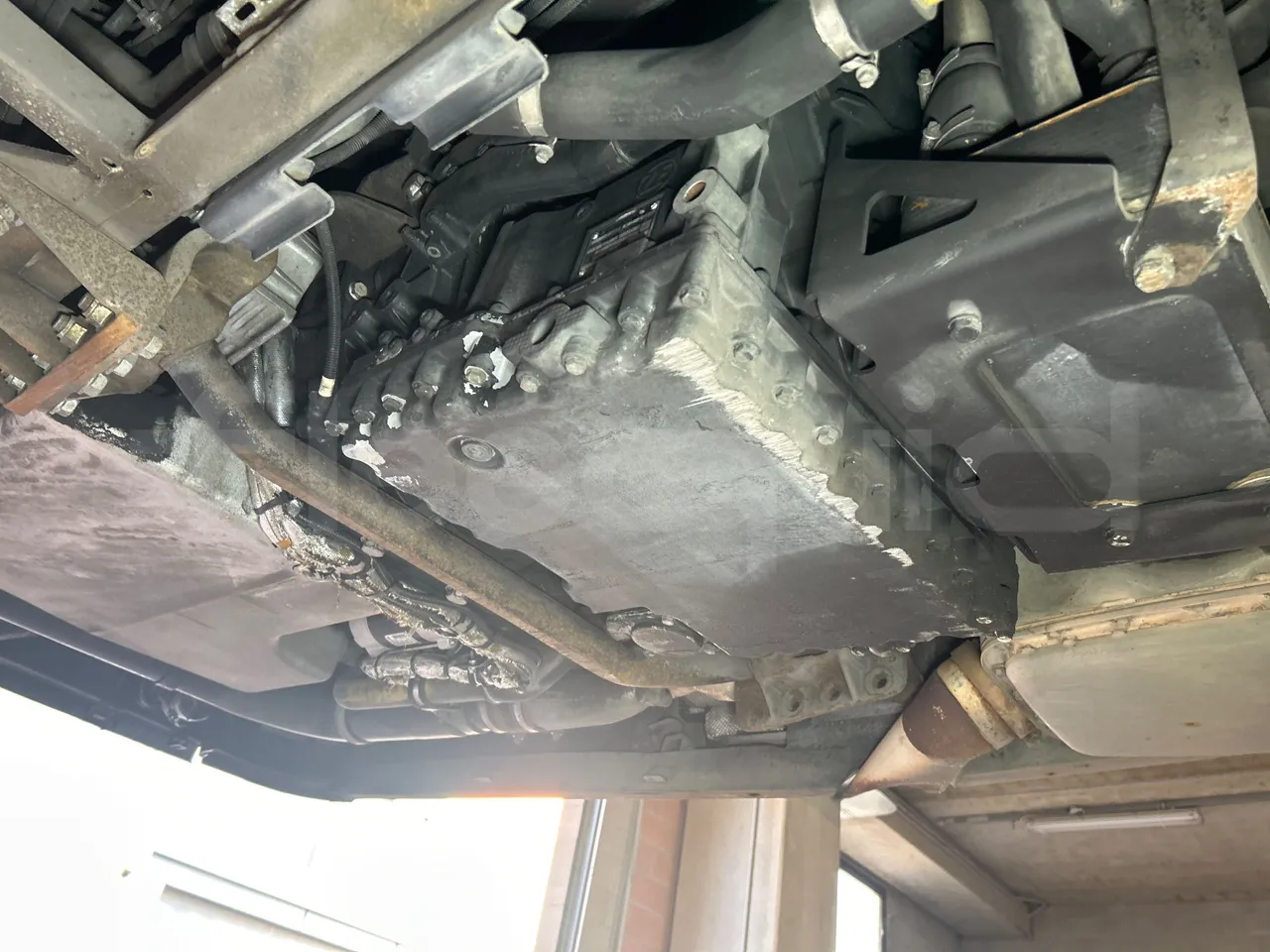 Mercedes-Benz O 530 G- 3P - Euro5 - 260kW - 17.940mt - gearbox photo