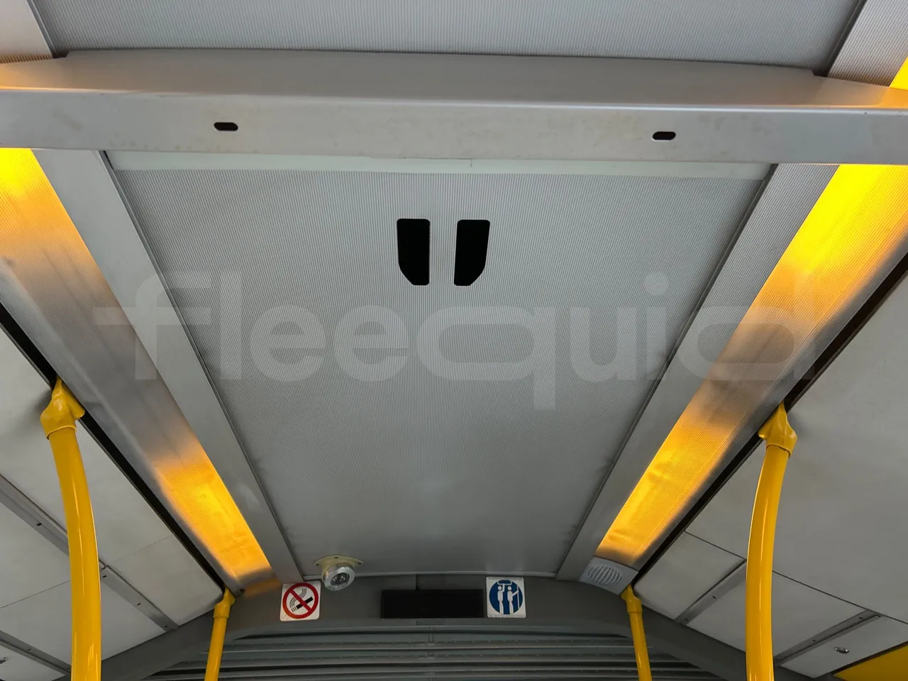 Mercedes-Benz O 530 G- 3P - Euro5 - 260kW - 17.940mt - roof hatch 2