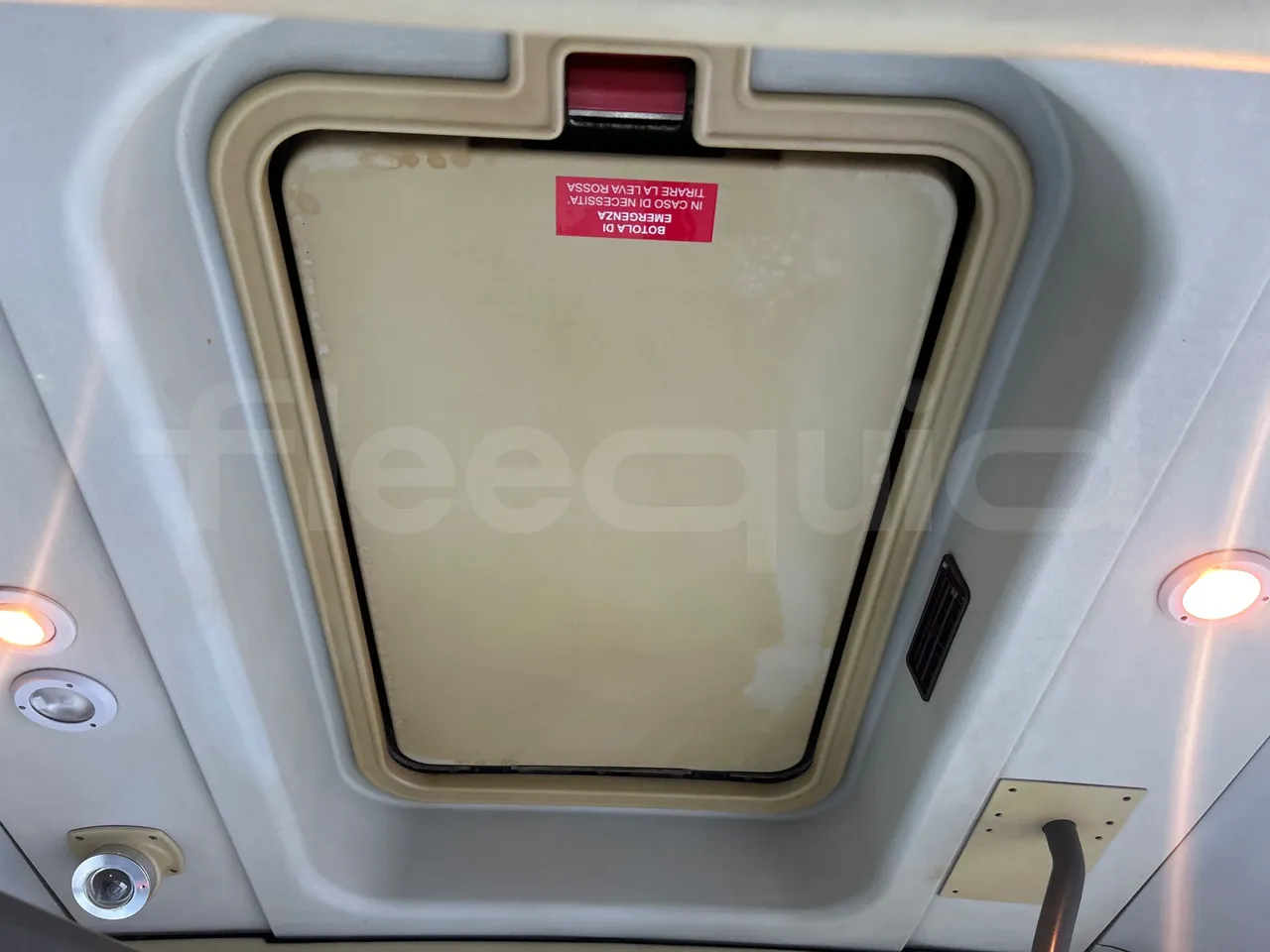 Mercedes-Benz O 530 G- 3P - Euro5 - 260kW - 17.940mt - roof hatch 3