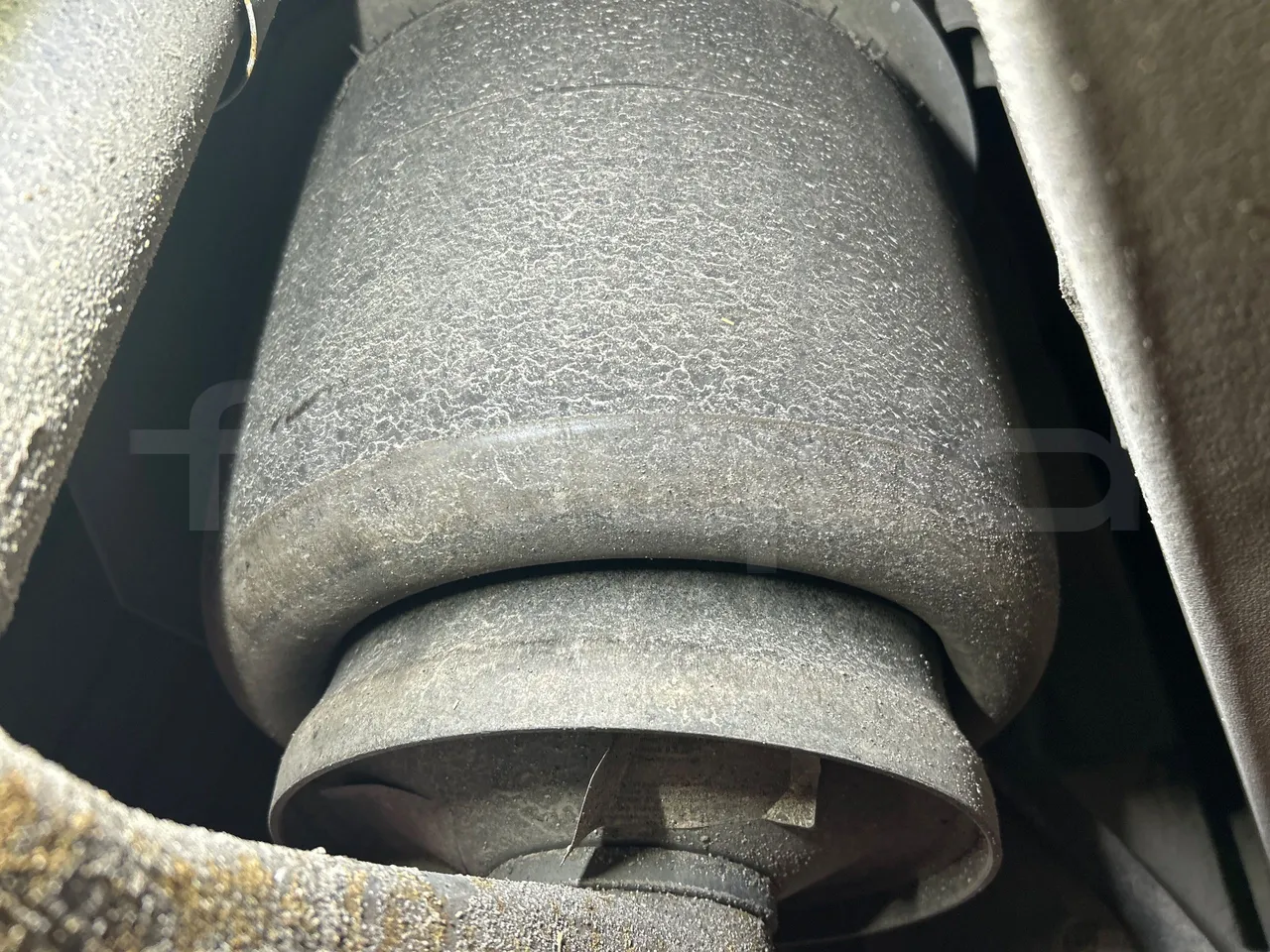 Mercedes-Benz O 530 G- 3P - Euro5 - 260kW - 17.940mt - axle 3 air springs 1 right