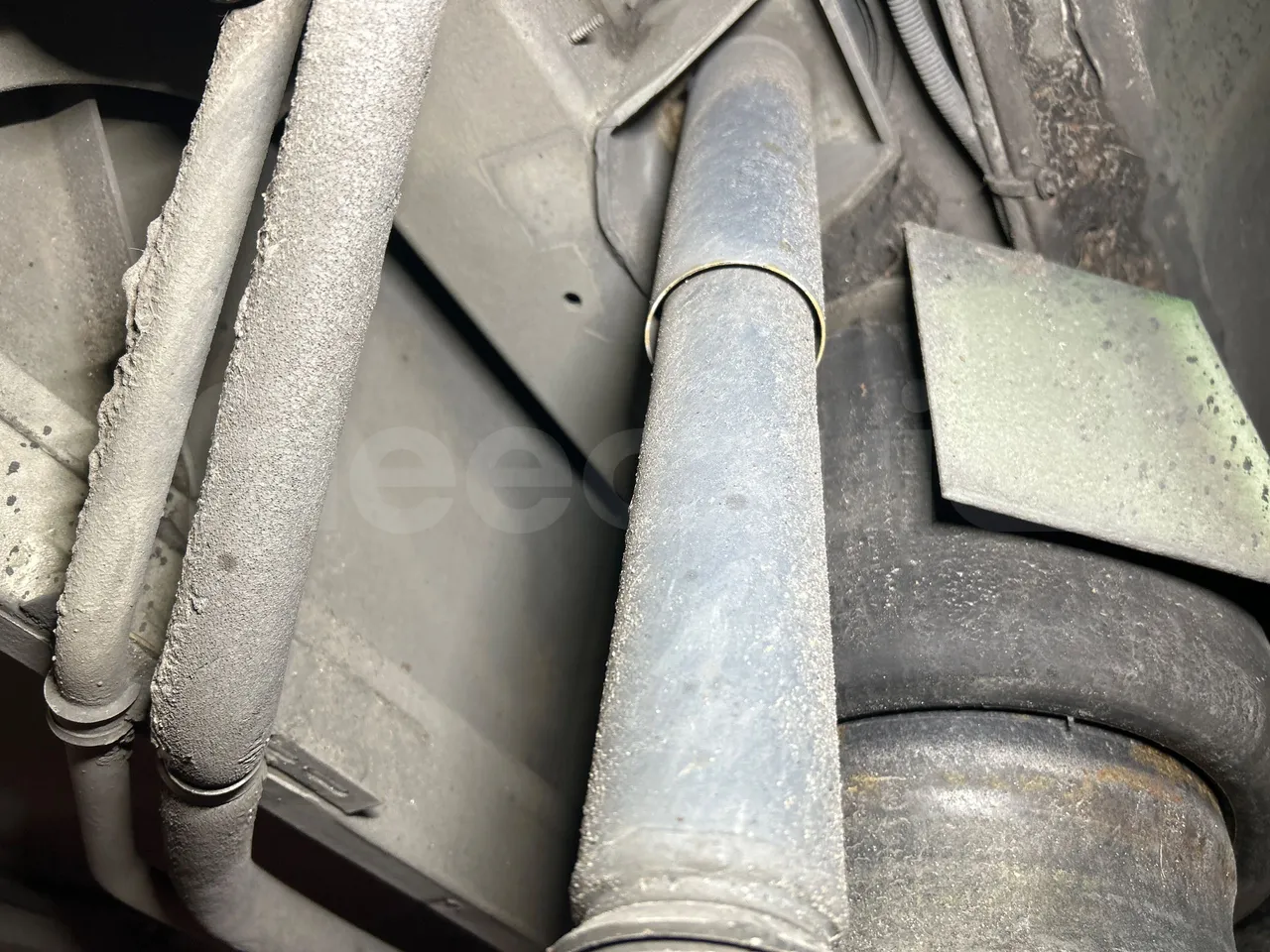 Mercedes-Benz O 530 G- 3P - Euro5 - 260kW - 17.940mt - axel 3 shock absorbers 1 left