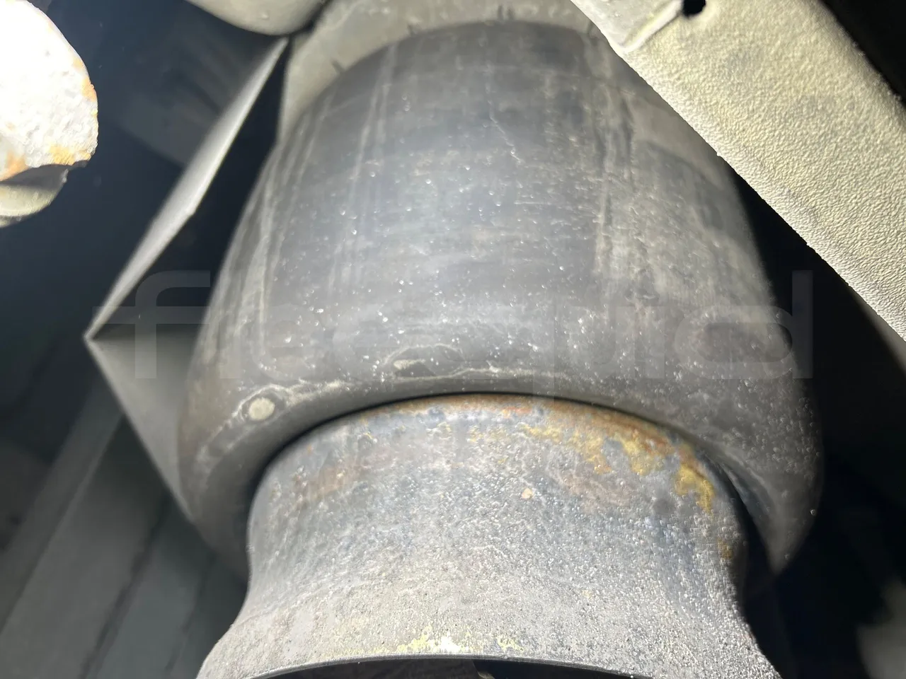 Mercedes-Benz O 530 G- 3P - Euro5 - 260kW - 17.940mt - axel 3 shock absorbers 2 left