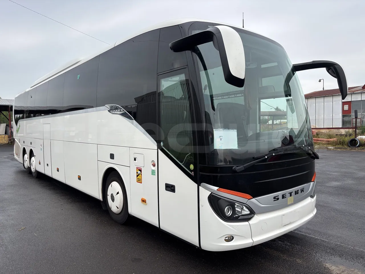 Setra S517 - 3/4 Front Right Side