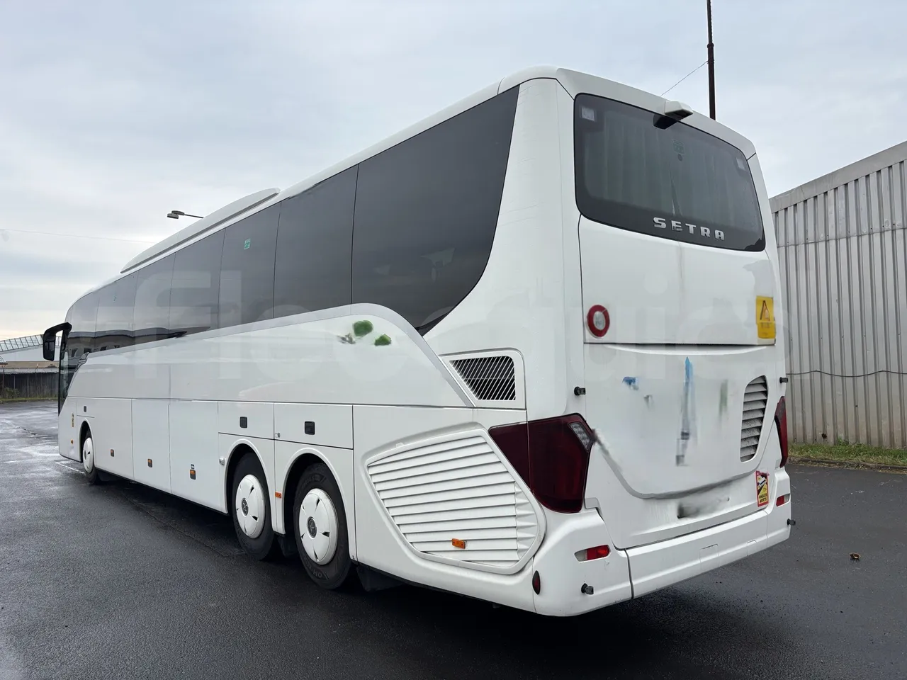 Setra S517 - 3/4 Rear Left Side
