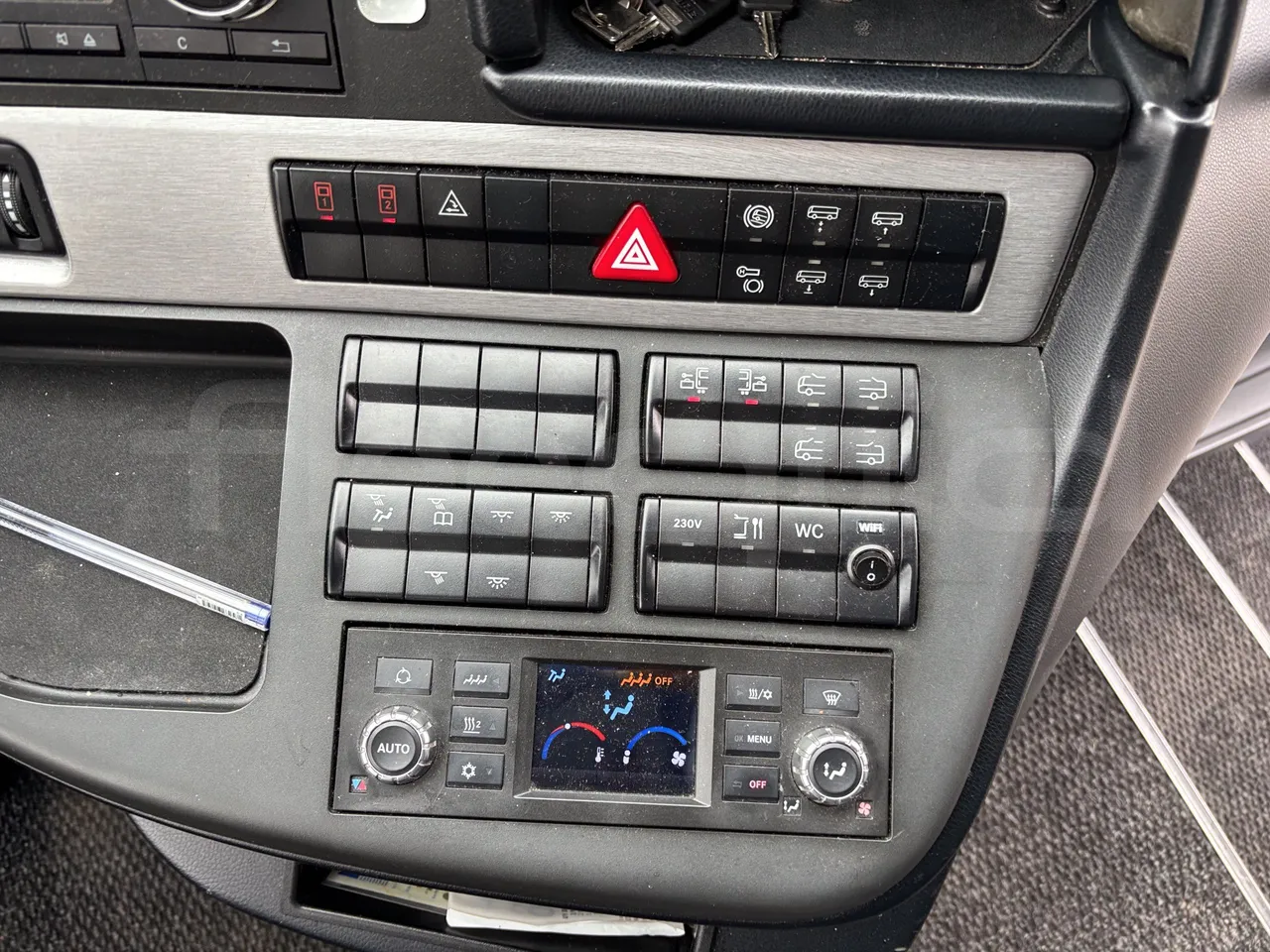 Setra S517 - Onboard Device 1