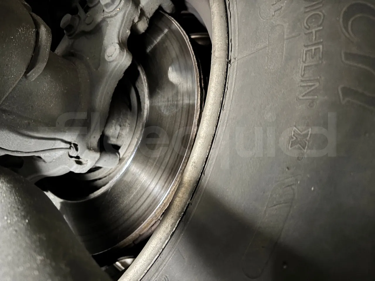 Setra S517 - Second Axle Discs Left Side