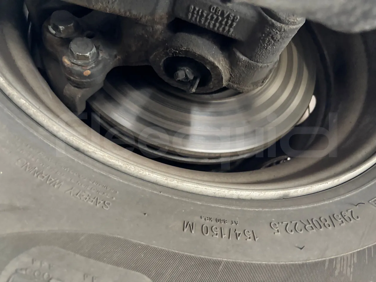 Setra S517 - Third Axle Discs Right Side