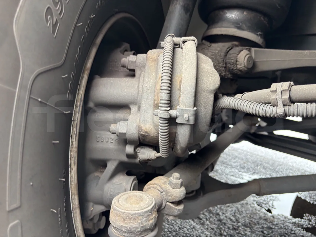 Setra S517 - First Axle Brake Calipers Right Side