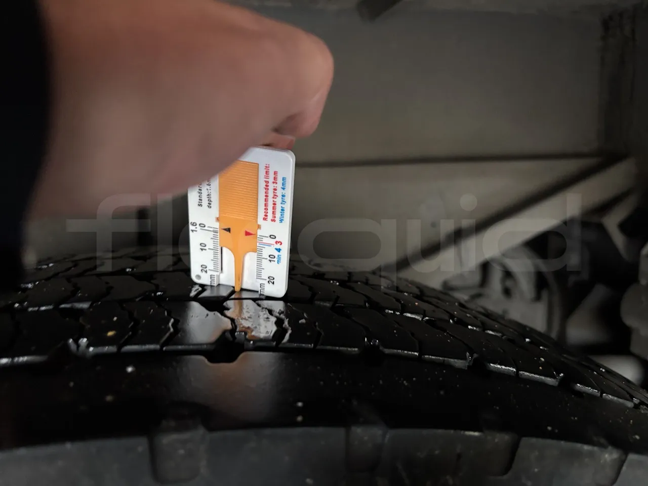 Setra S517 - First Axle Right Side: Tyre Tread