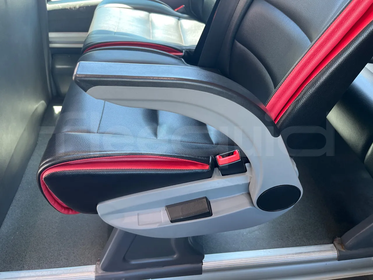 Irizar Scania - armrest detail photo