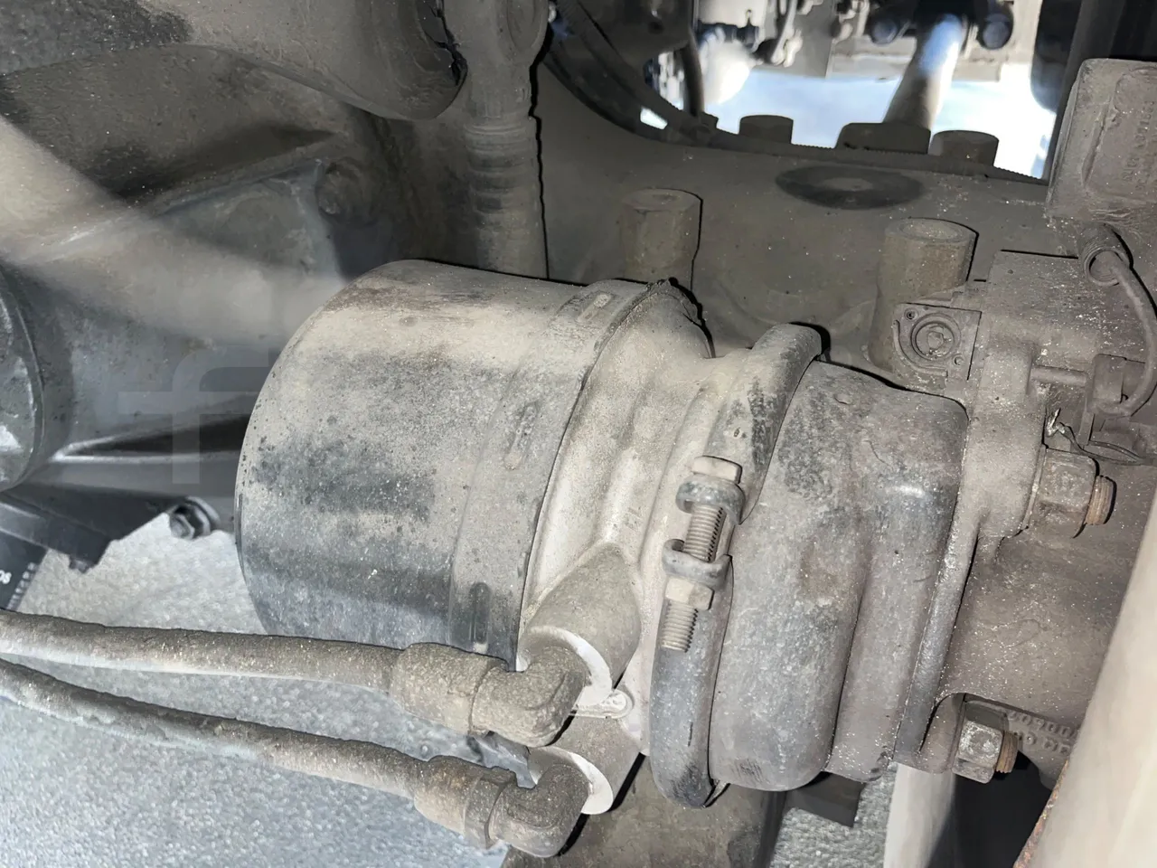 Irizar Scania - axle 2 caliper brakes right