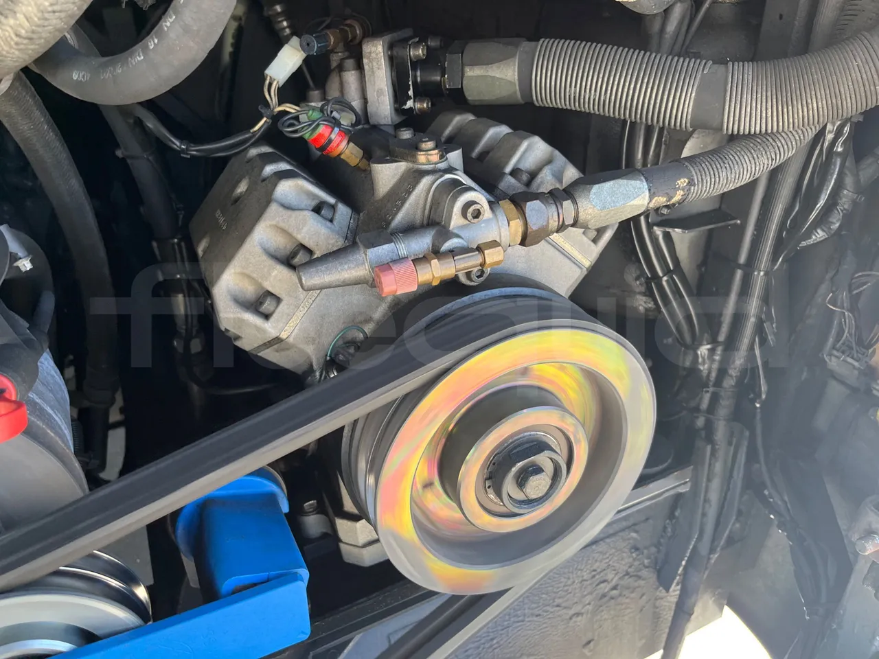 Irizar Scania - air conditioning compressor
