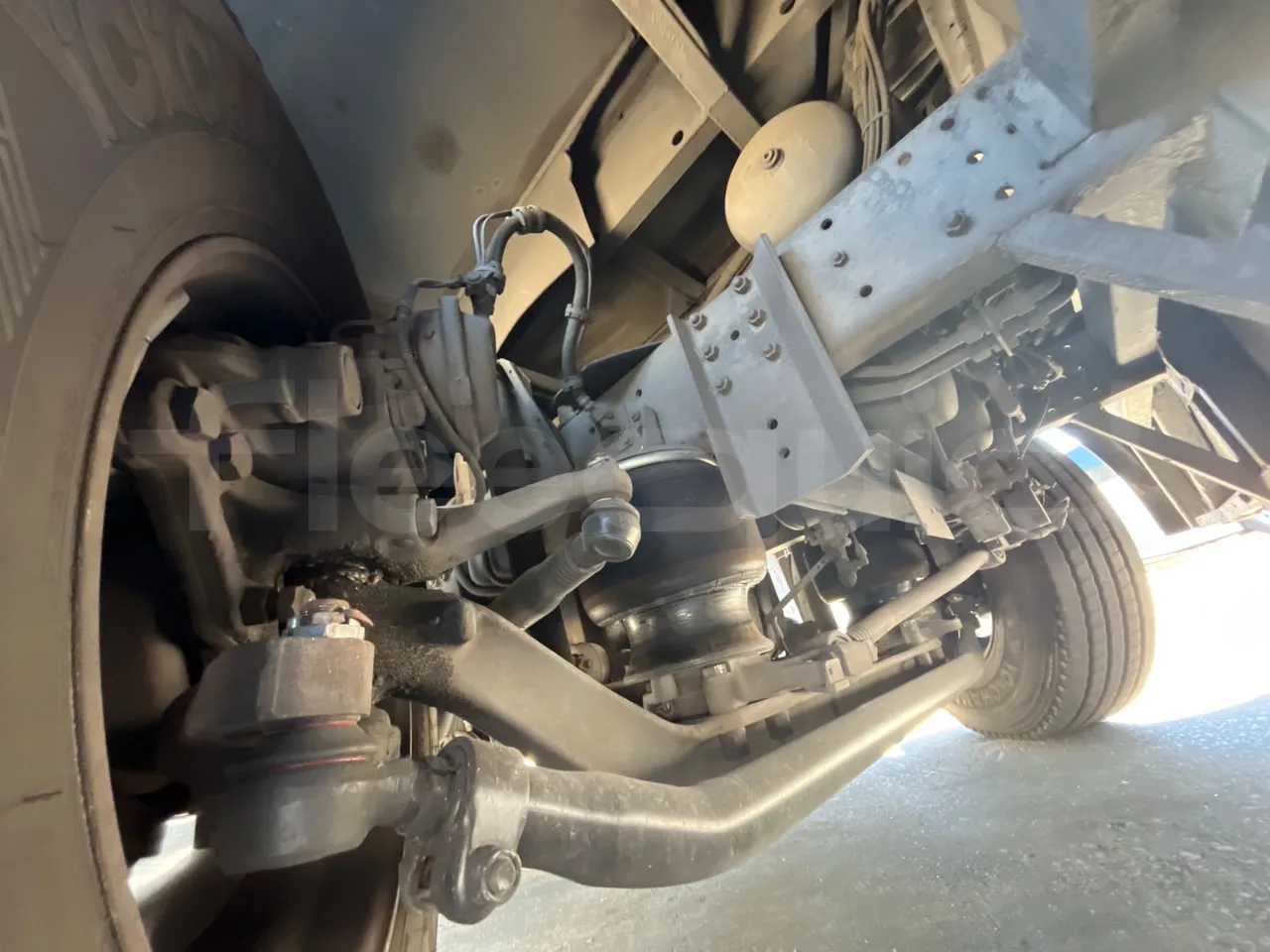 Irizar Scania - front air springs left