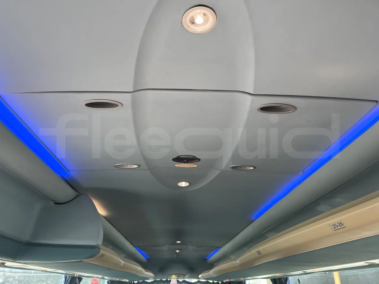 Irizar Scania - roof hatch 1