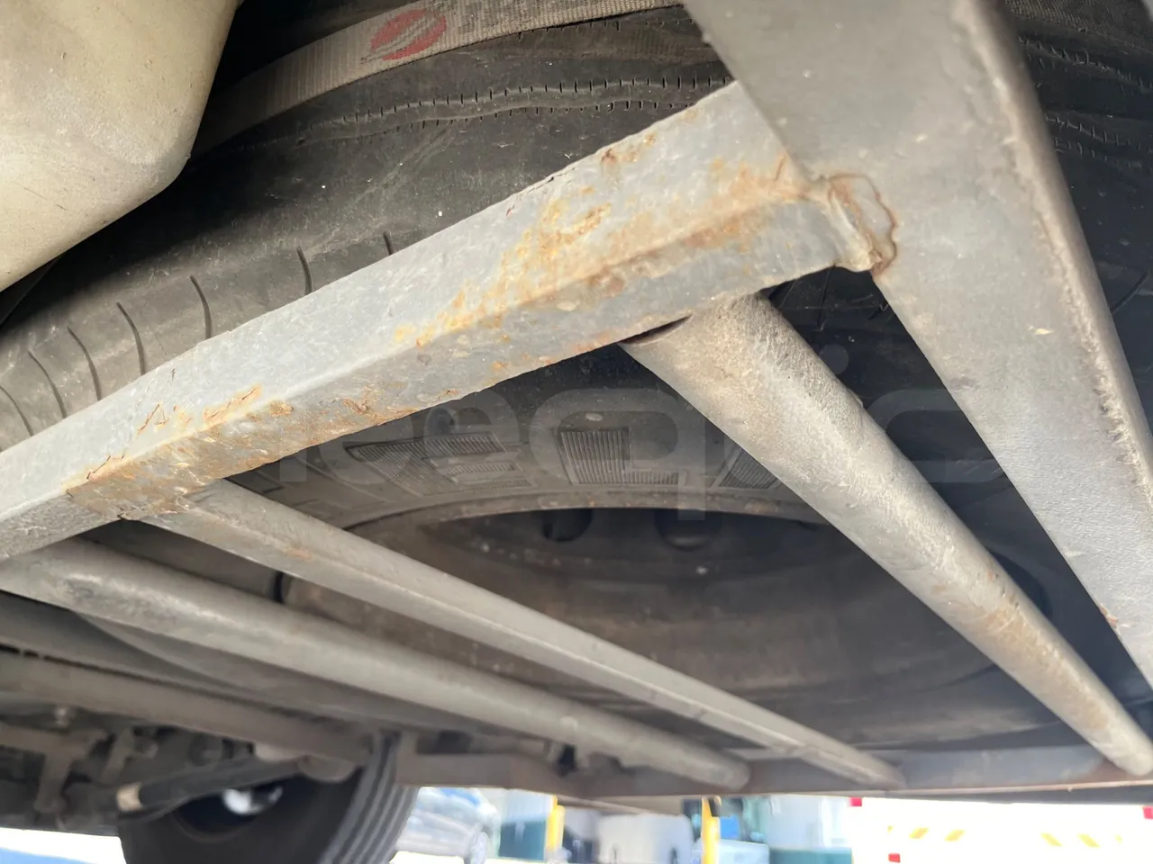 Irizar Scania - spare wheel