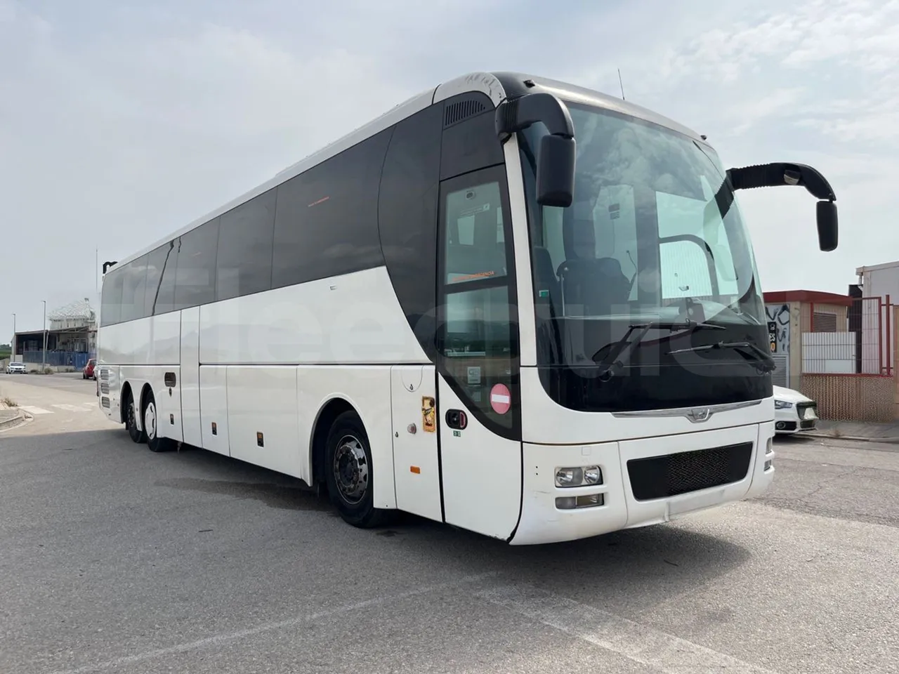 Man Lion's Coach L - EUR6 - 368kW - 13.8m - Base cover photo