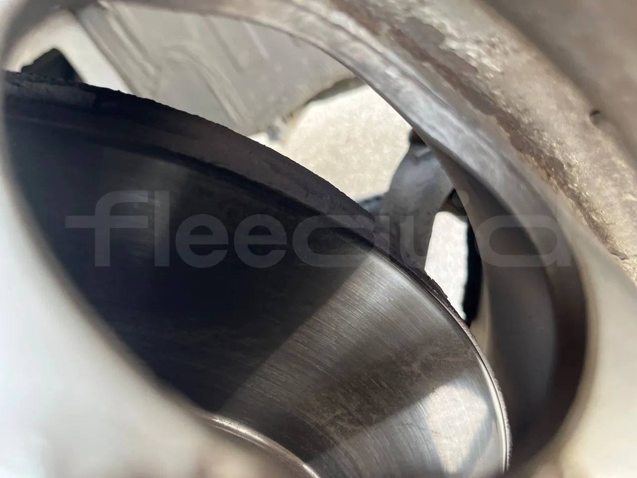 Man Lion's Coach L - EUR6 - 368kW - 13.8m - front discs right