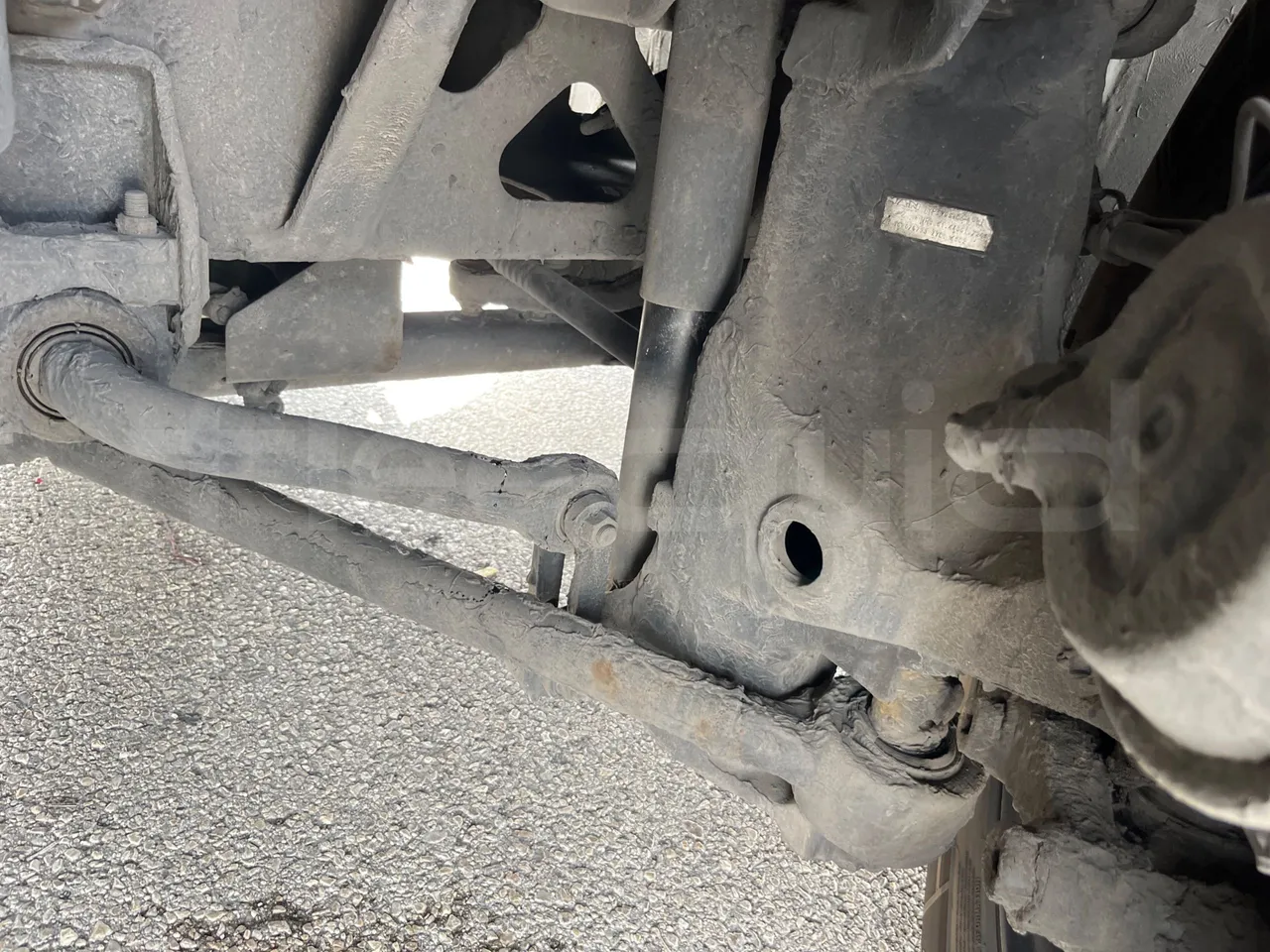 Man Lion's Coach L - EUR6 - 368kW - 13.8m - front shock absorbers right