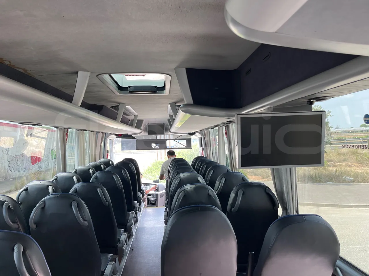 Man Lion's Coach L - EUR6 - 368kW - 13.8m - monitor detail photo