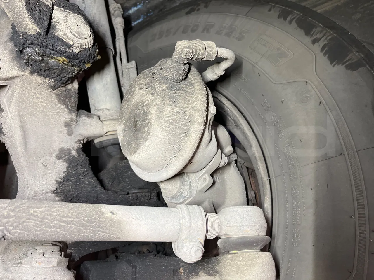 Mercedes-Benz Integro E5 4 - EUR5 - 220kW - 12.14m - front brake calipers left