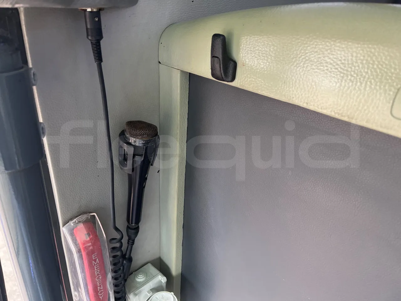 Scania Atomic K 420 EB 4X2 - Euro 4 - 309kW - 13 mt - hostes microphone accessories photo
