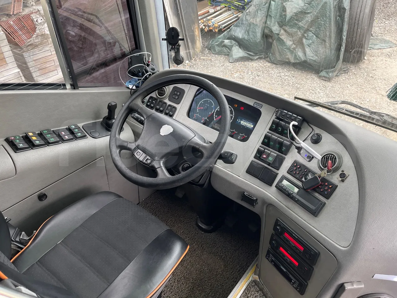 Scania Atomic K 420 EB 4X2 - Euro 4 - 309kW - 13 mt - buttons panels on