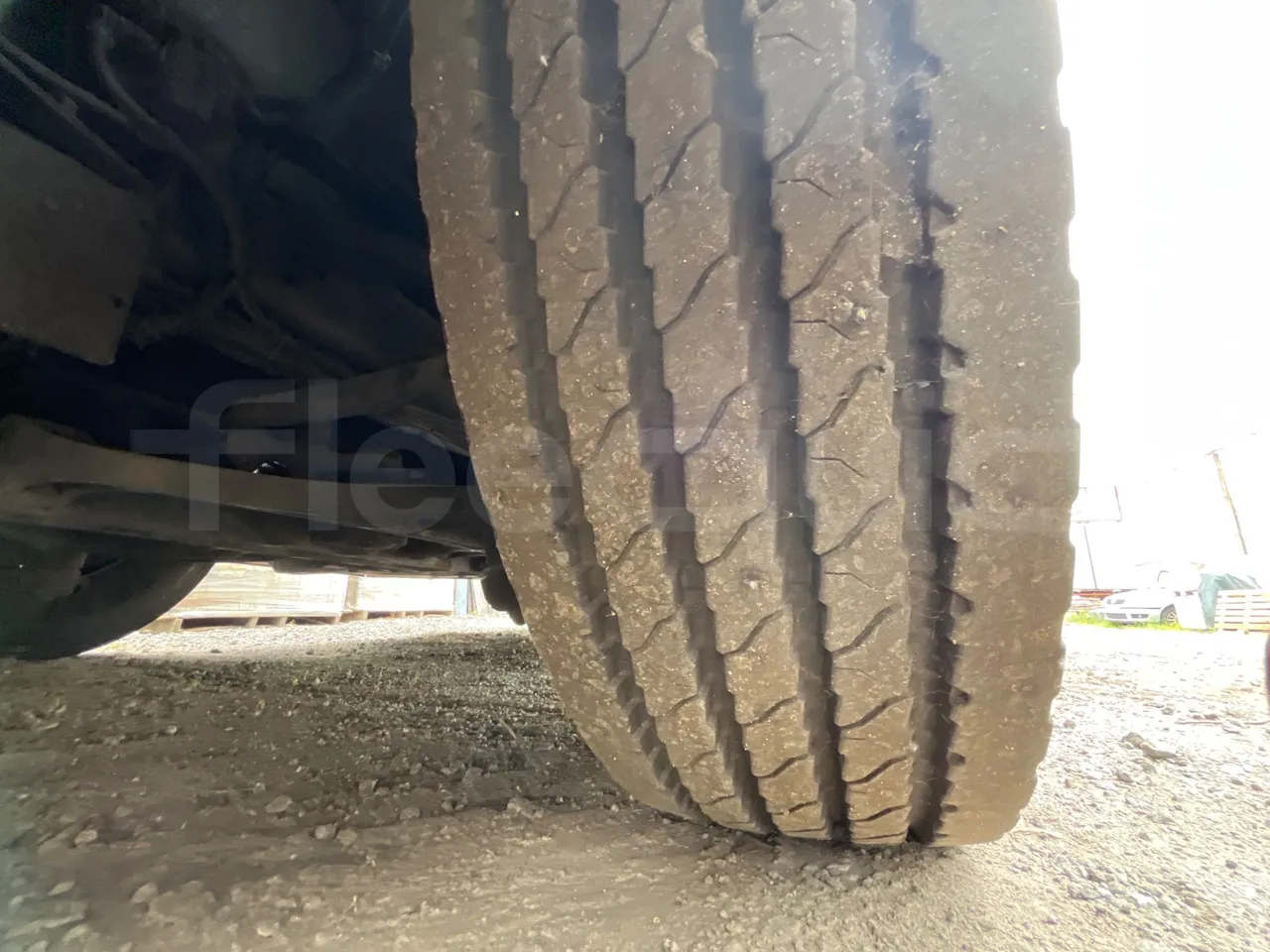 Scania Atomic K 420 EB 4X2 - Euro 4 - 309kW - 13 mt - tread condition front tires right