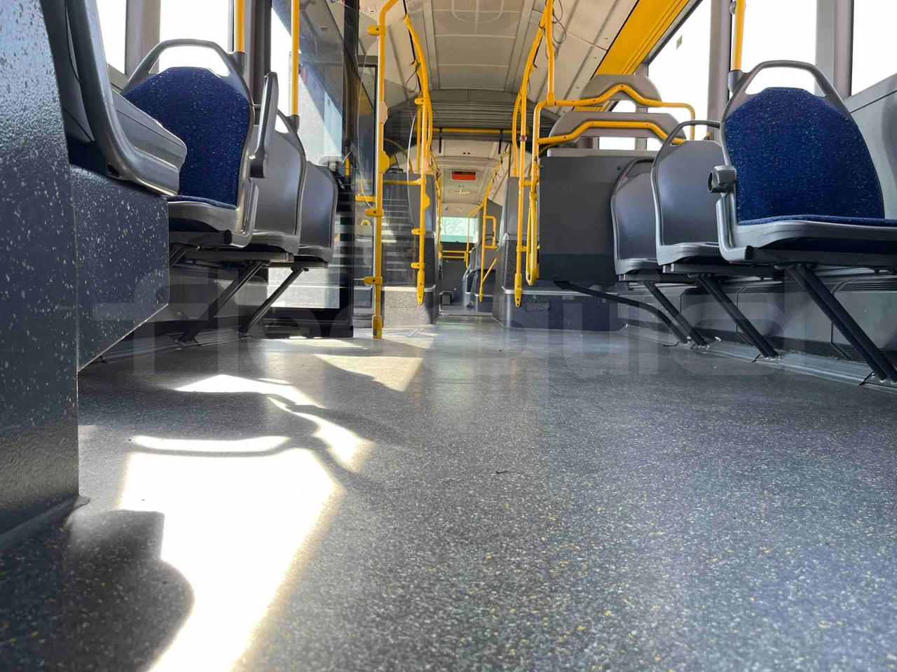 Mercedes-Benz Citaro G 0530 - Euro5 - 260kW - 17.940mt - seat brackets photo