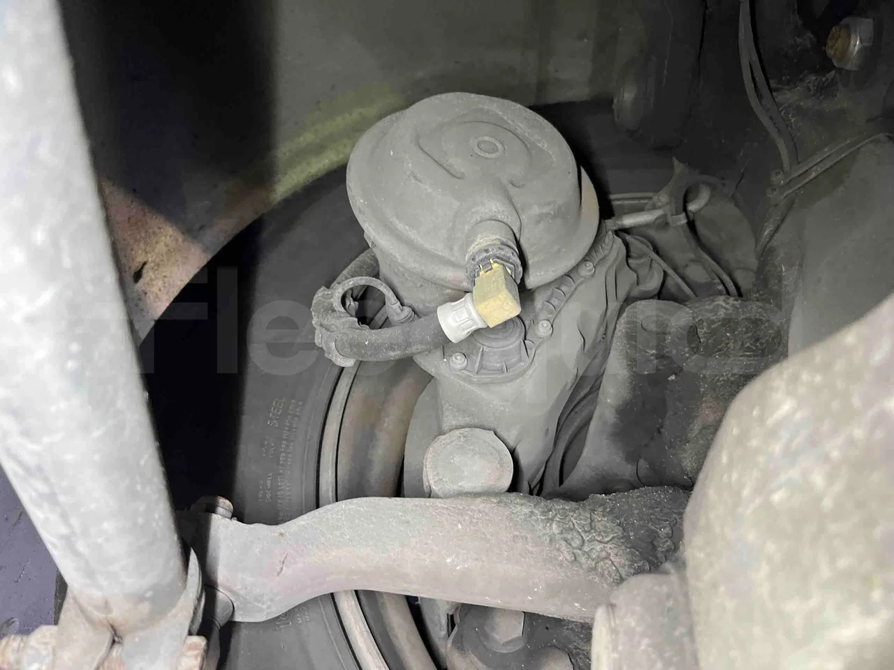 Mercedes-Benz Citaro G 0530 - Euro5 - 260kW - 17.940mt - front brake calipers right