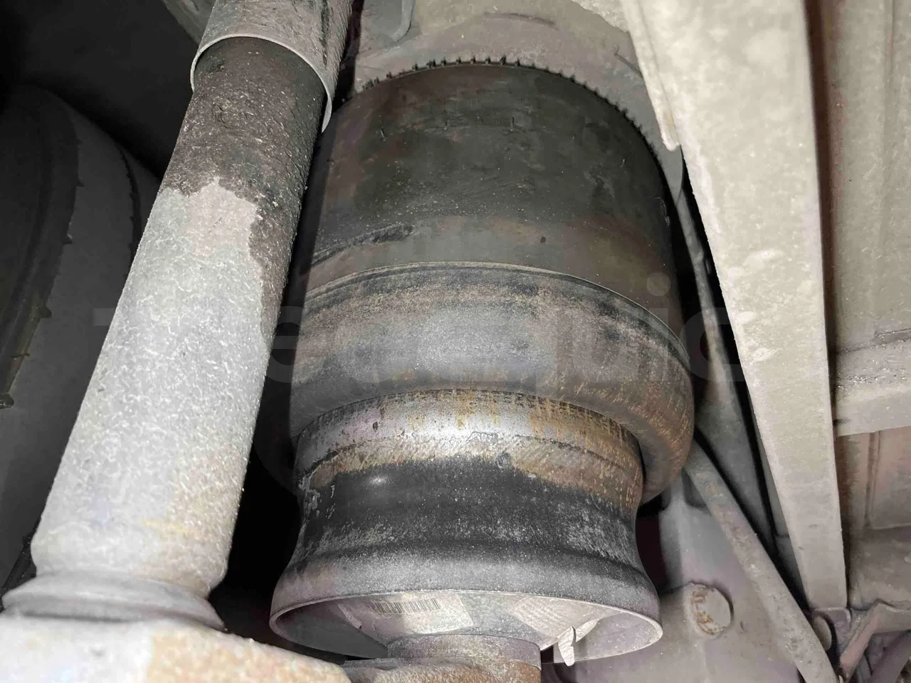 Mercedes-Benz Citaro G 0530 - Euro5 - 260kW - 17.940mt - axle 3 air springs 1 right