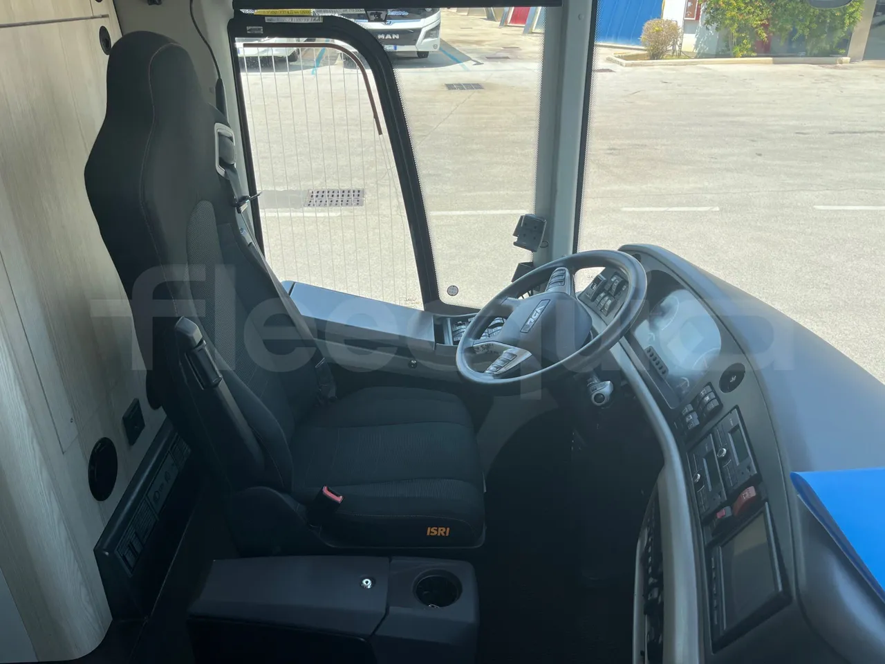 Vdl Futura - driver's seat photo