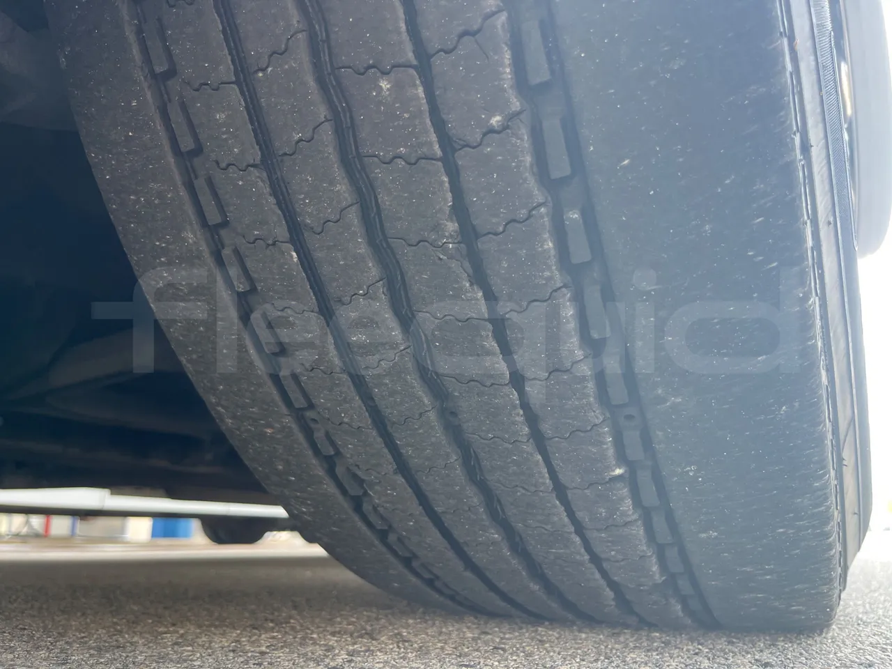 Vdl Futura - First Axle Left Side: Tyre Thickness
