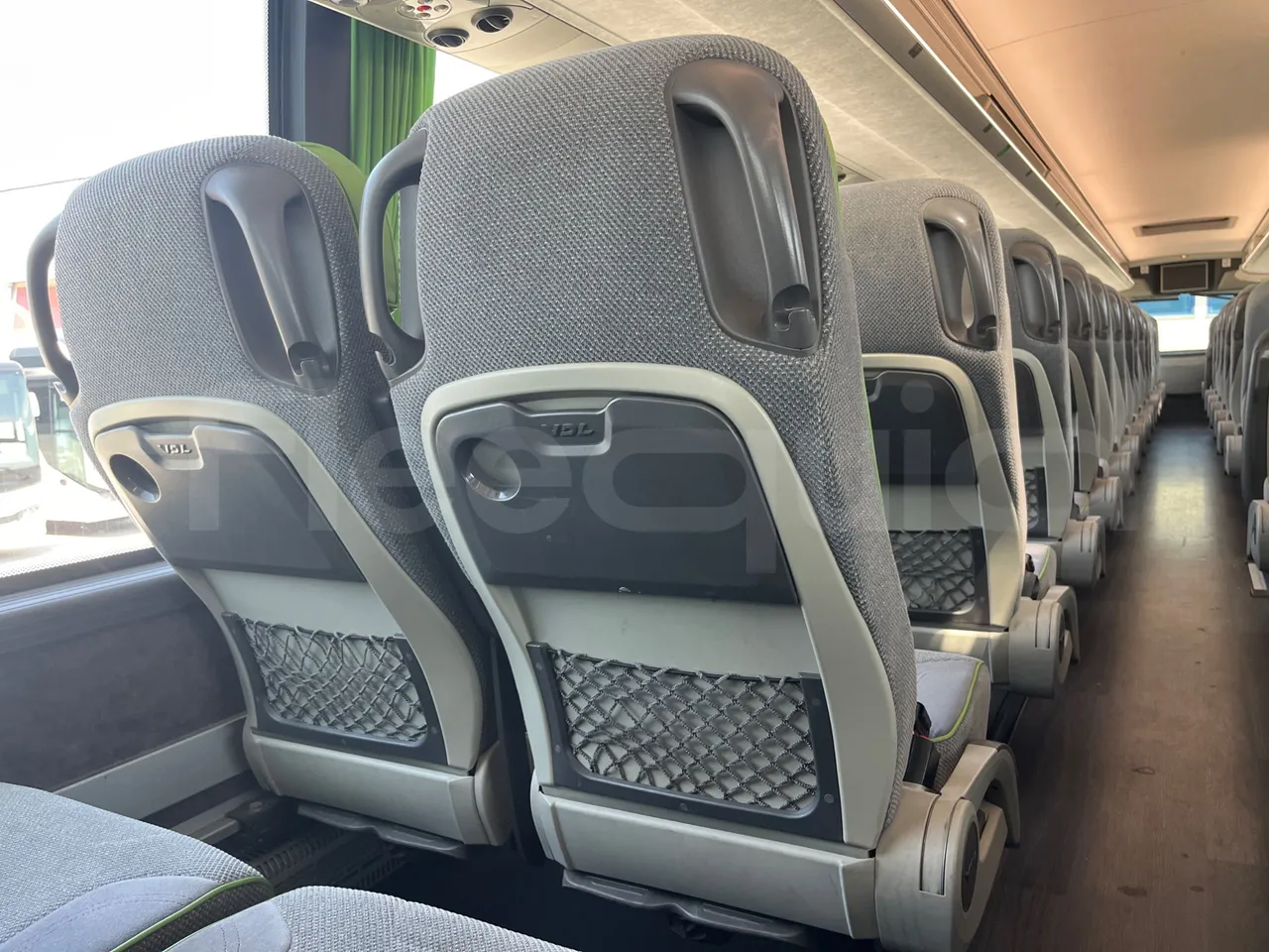 Vdl Futura - forward view middle aisle