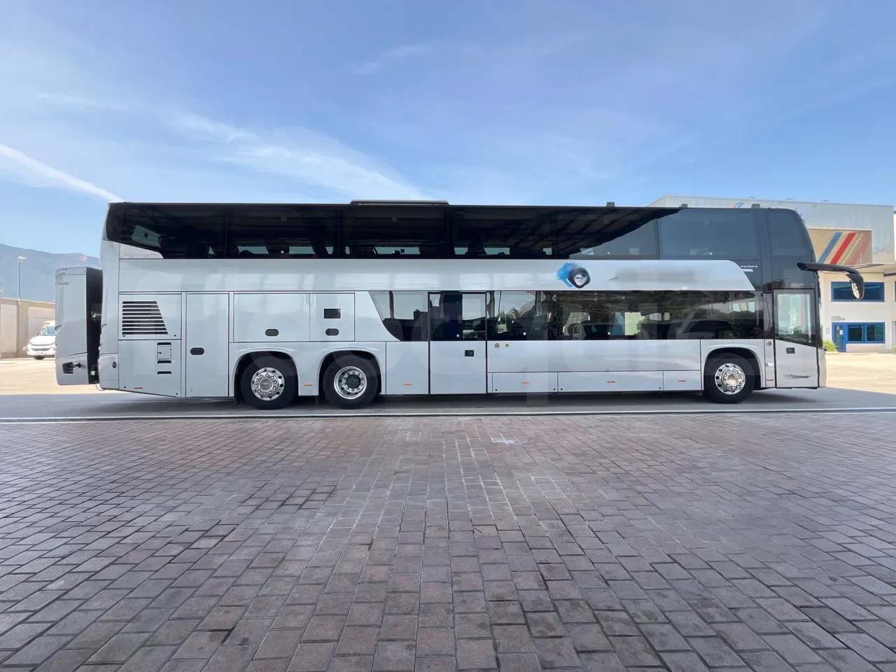 Vdl Futura - right side doors closed