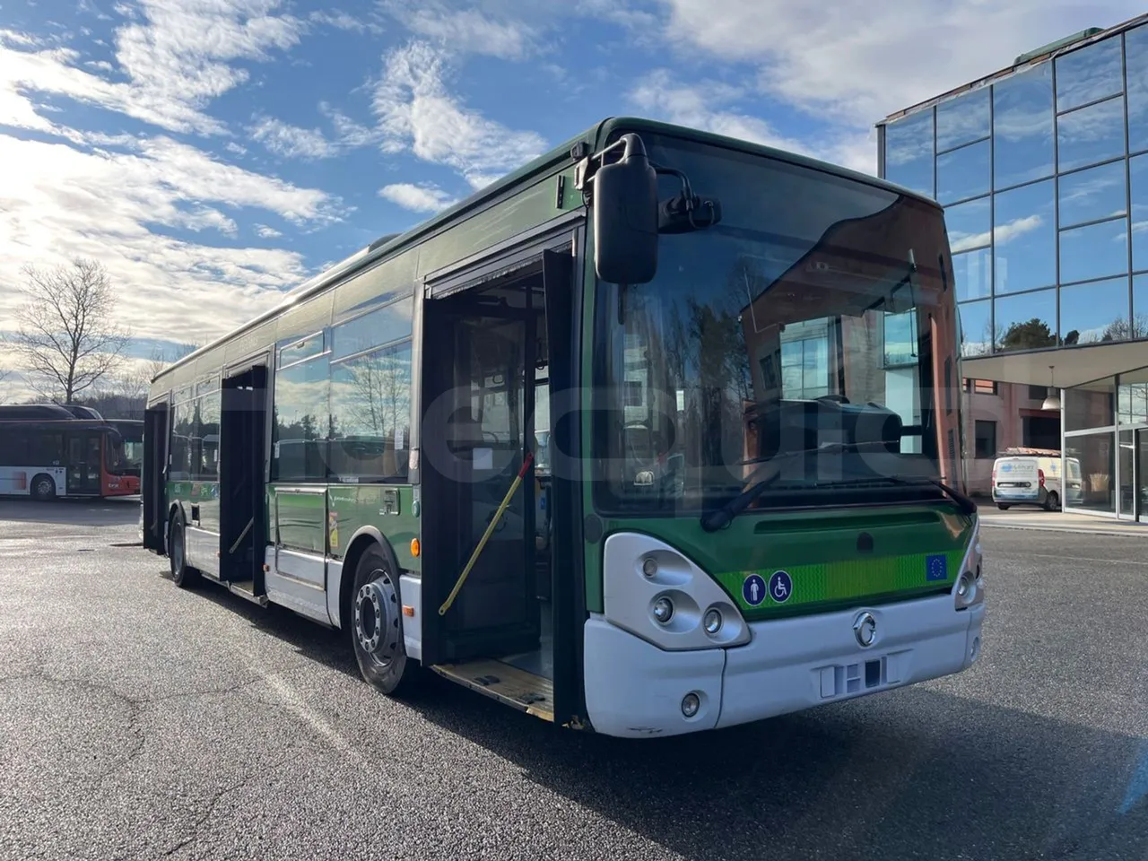 Irisbus Citelis PS09D1 PS09D1-98  - Euro5 - 213kW - 11.990mt - 3/4 right front doors open
