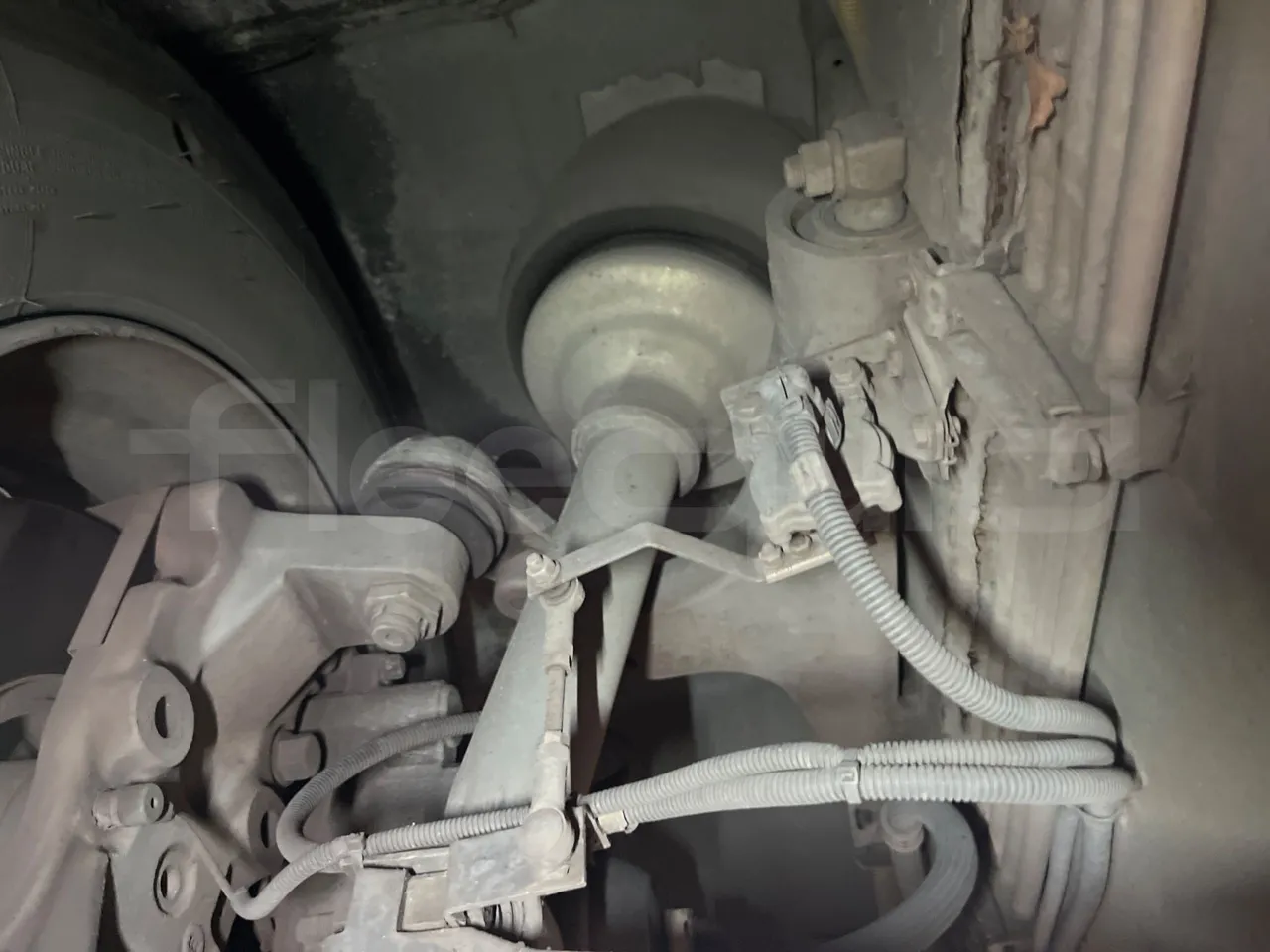 Irisbus Citelis PS09D1 PS09D1-98  - Euro5 - 213kW - 11.990mt - front shock absorbers left