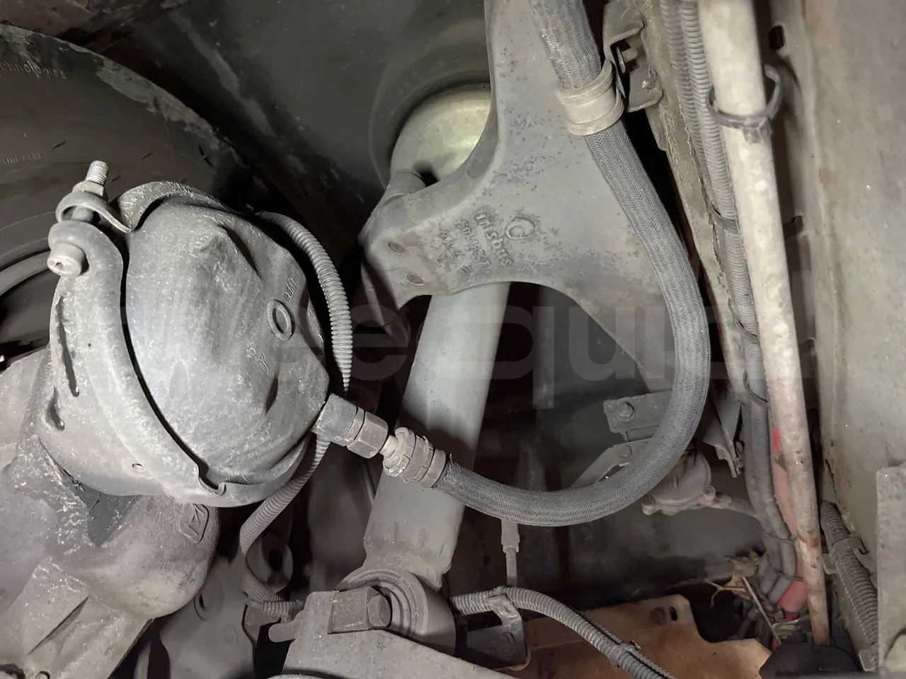 Irisbus Citelis PS09D1 PS09D1-98  - Euro5 - 213kW - 11.990mt - front shock absorbers right