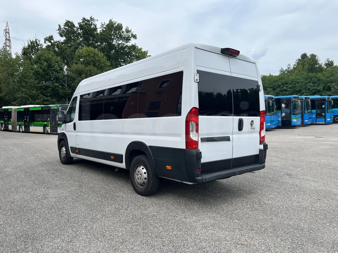Fiat Ducato - 3/4 Rear Left Side