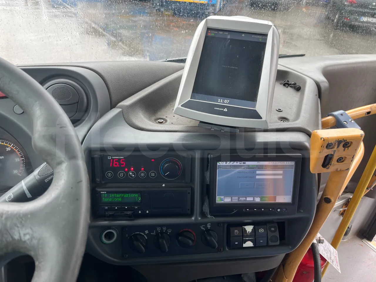 Iveco Crossway SFR162 - Euro 5 - 243 kW - 11.995 mt - onboard devices 1