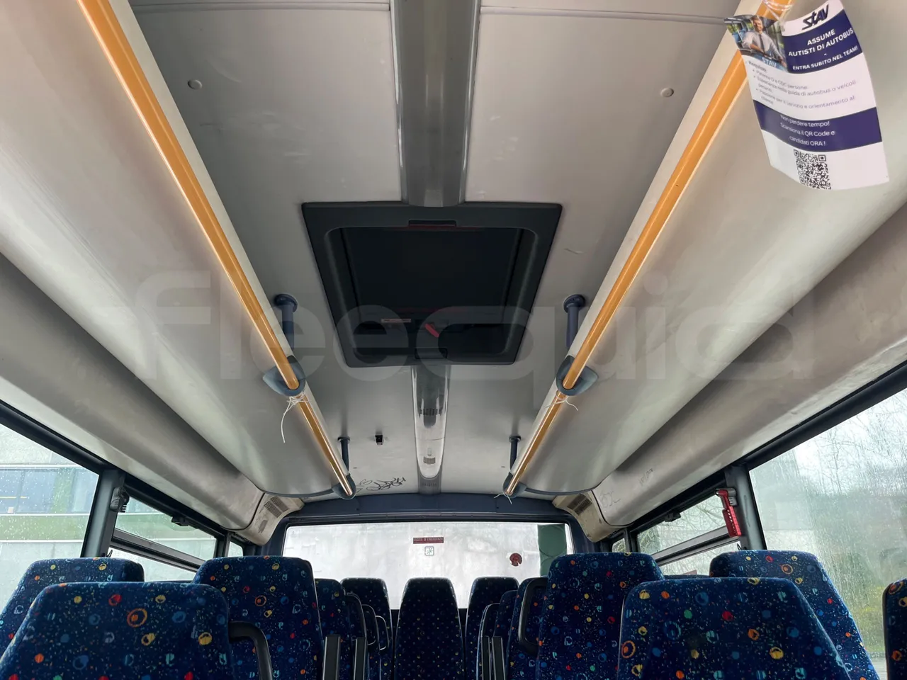 Iveco Crossway SFR162 - Euro 5 - 243 kW - 11.995 mt - roof hatch 1