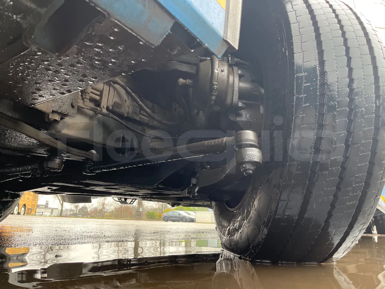 Iveco Crossway SFR162 - Euro 5 - 243 kW - 11.995 mt - front axle left side