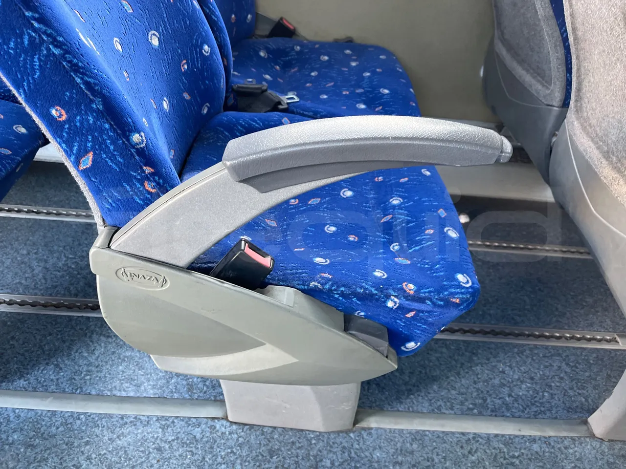 Iveco Andecar VII.3 BF150GDR - Euro4 - 185kw - 10 mt - armrest detail photo