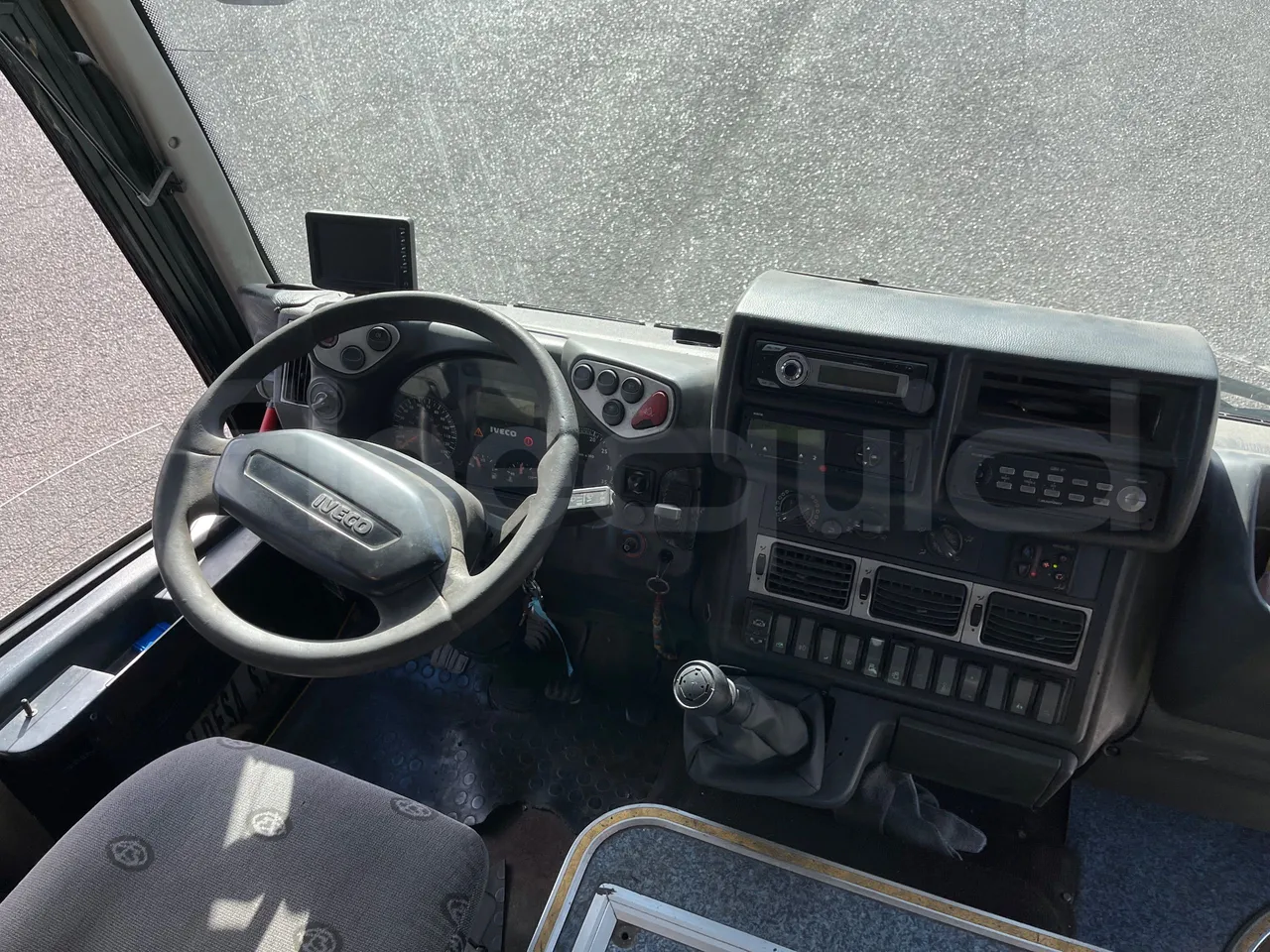 Iveco Andecar VII.3 BF150GDR - Euro4 - 185kw - 10 mt - buttons panels on