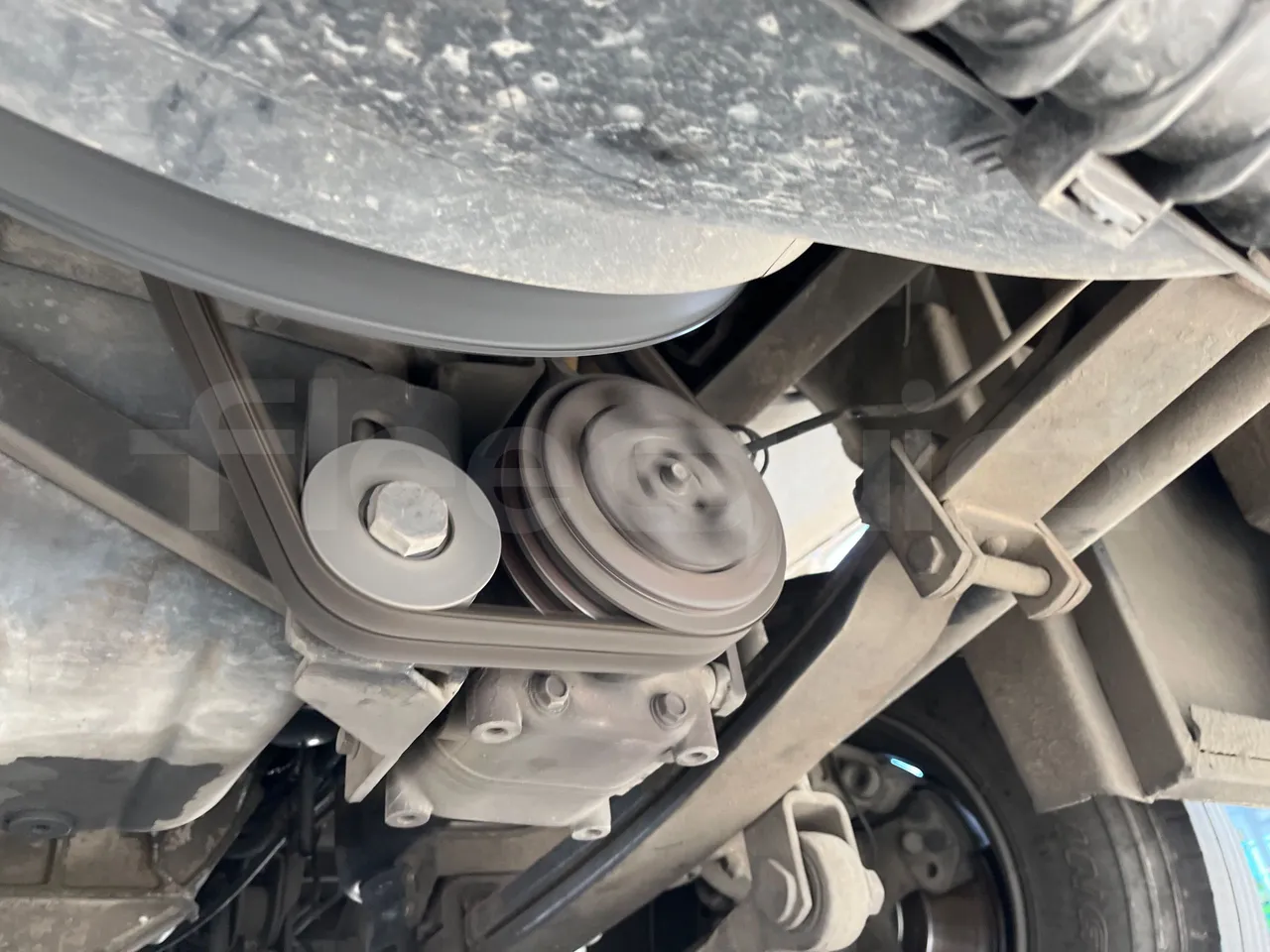 Iveco Andecar VII.3 BF150GDR - Euro4 - 185kw - 10 mt - air conditioning compressor